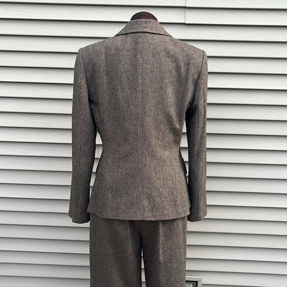 Women's Brown Suit Set - Picture 5 of 11